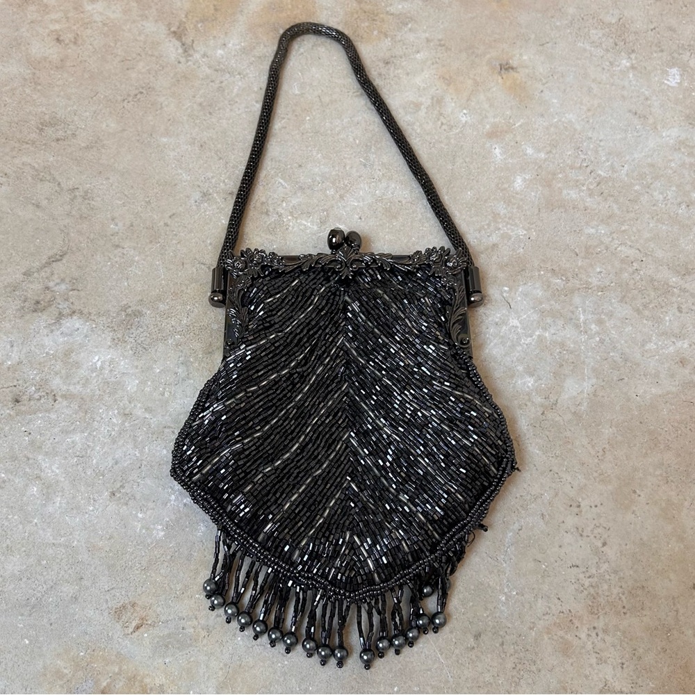 Vintage Elegant mini Black Beaded Evening Bag w/Crystal clasp closure EUC!